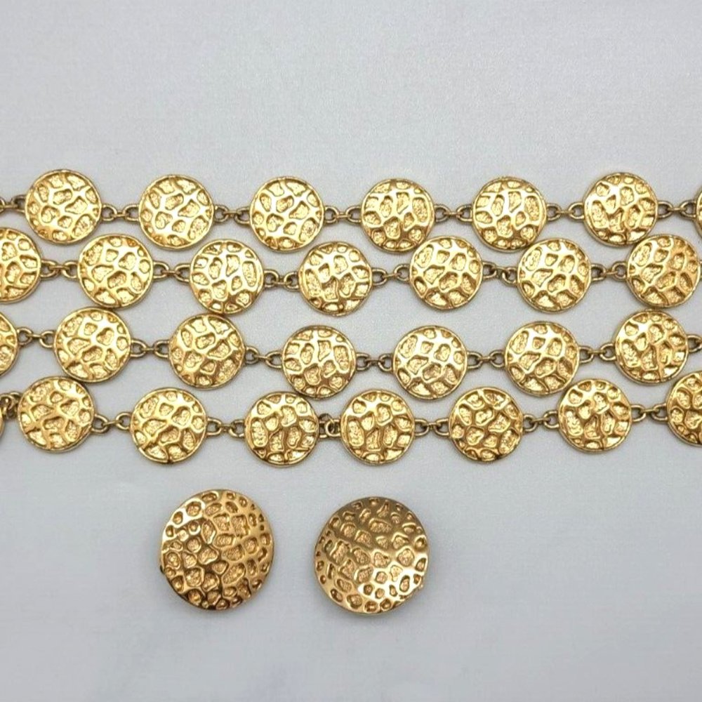 Rare Authentic St. John Gold Tone Set Of 38" Necklace And round Clip On Earrings